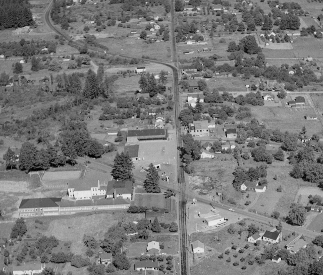1957 - Aerial photo of Lamb's Thriftway - Newly constructed prior to opening - Arndt Neg 08 detail