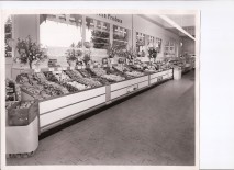 1957 Lamb's Thriftway grand opening. Produce aisle.