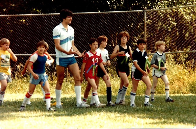 1982 Final day of Garden Home School - Field Day with Rick Evers and kids